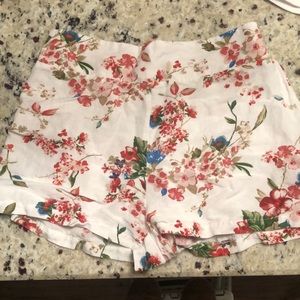 Linen floral shorts